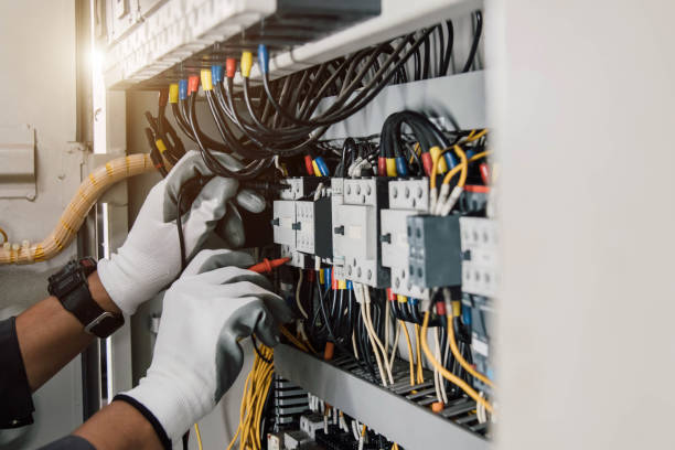 Electrical Outlet Repair in Eagle Lake, FL